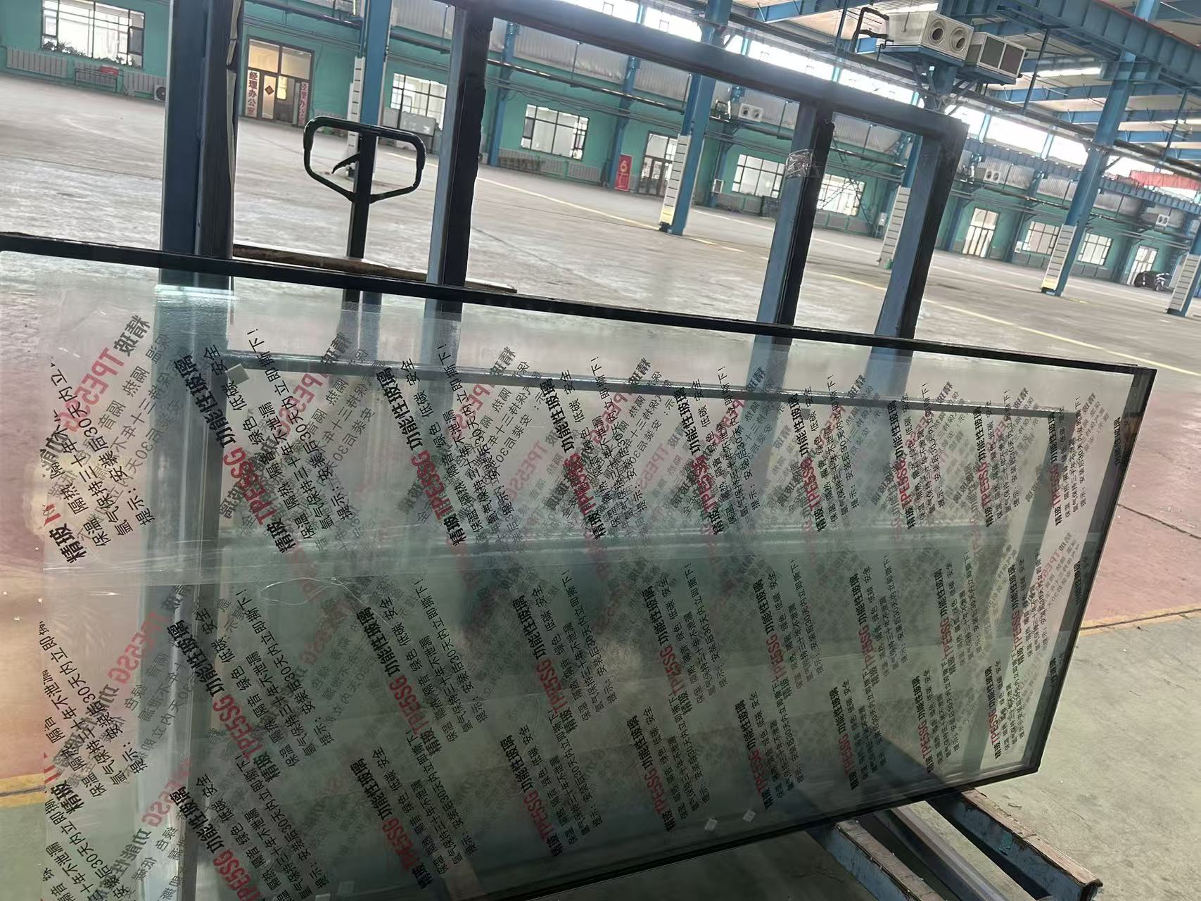 林芝地区玻璃源头工厂钢化玻璃 - 排名